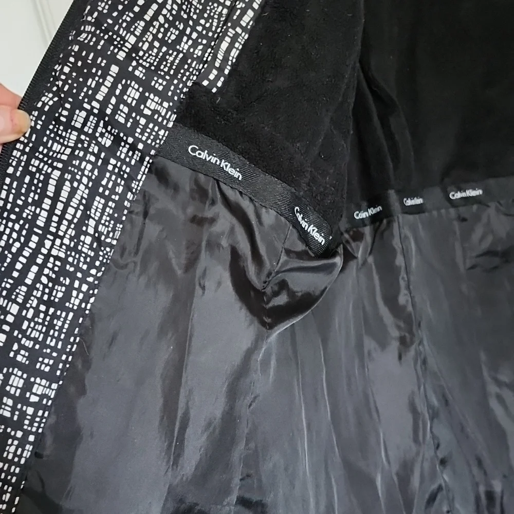 Calvin Klein Down Jacket Size M. - Picture 8 of 13